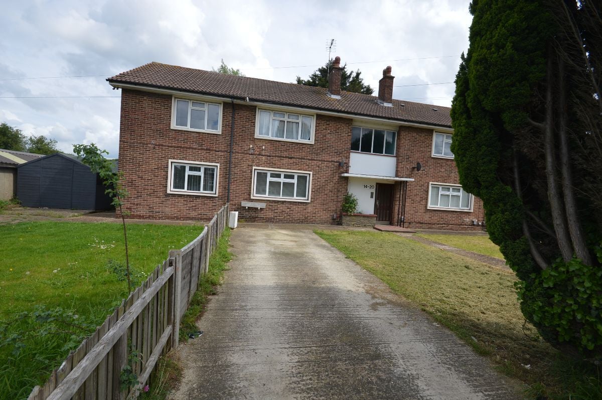 Flat Miller Close in Greater London