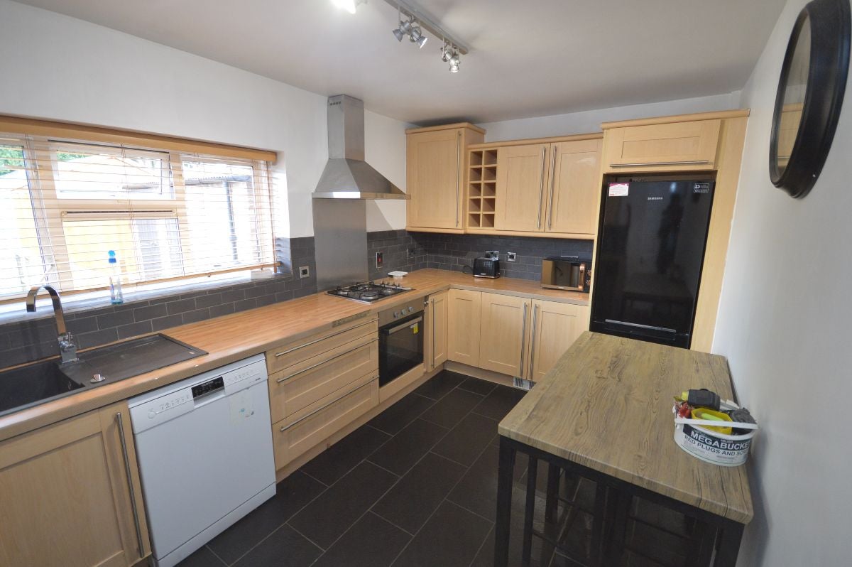 Flat Miller Close in Greater London