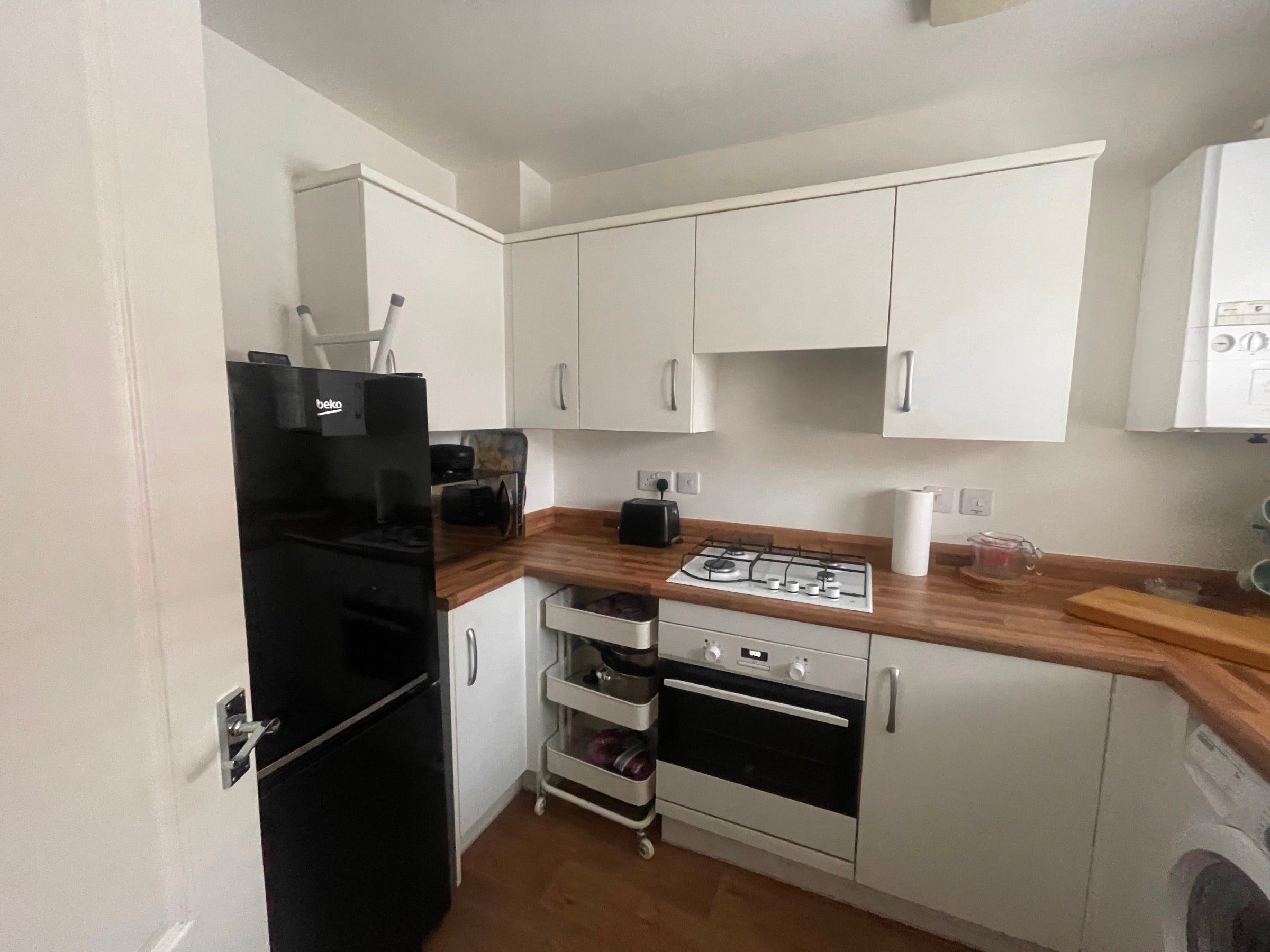 House Lle Crymlyn in Coed Darcy