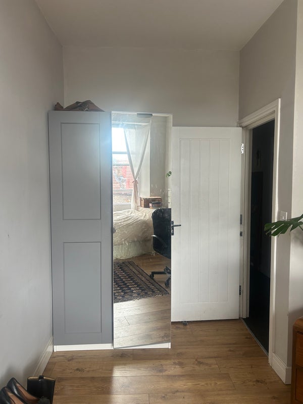 Room Walsingham Road in Bristol