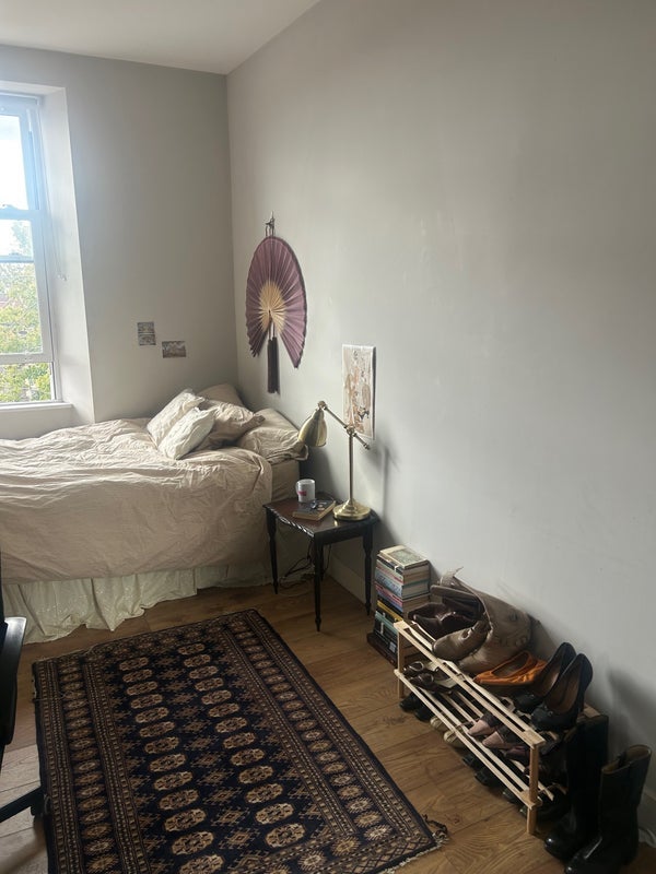 Room Walsingham Road in Bristol