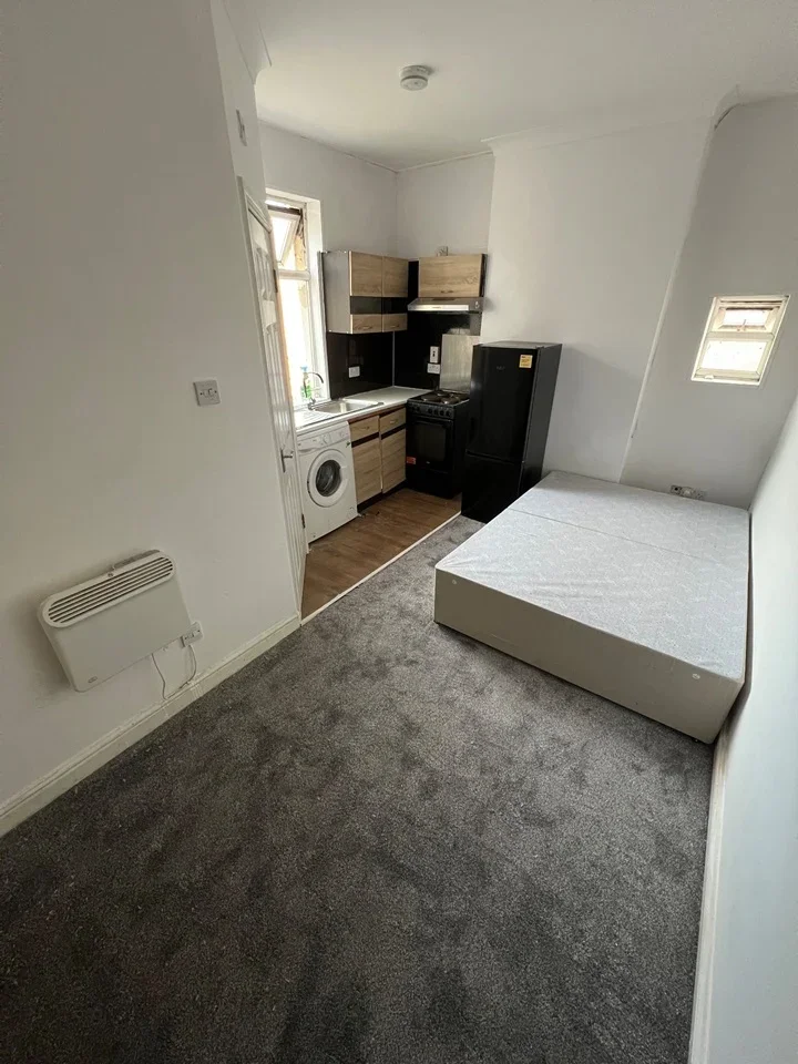 Flat Leopold Street in Derby
