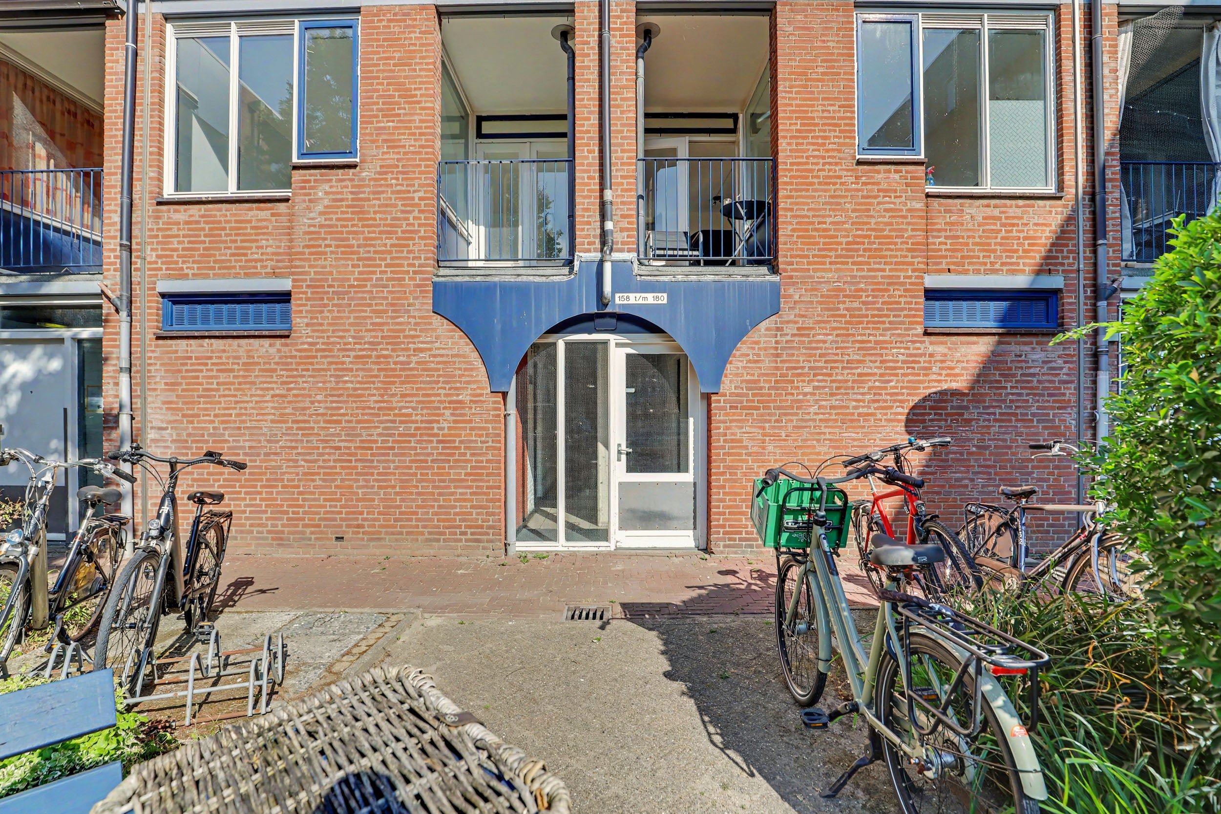 Appartement te koop: Van Dishoeckstraat 180, Vlissingen