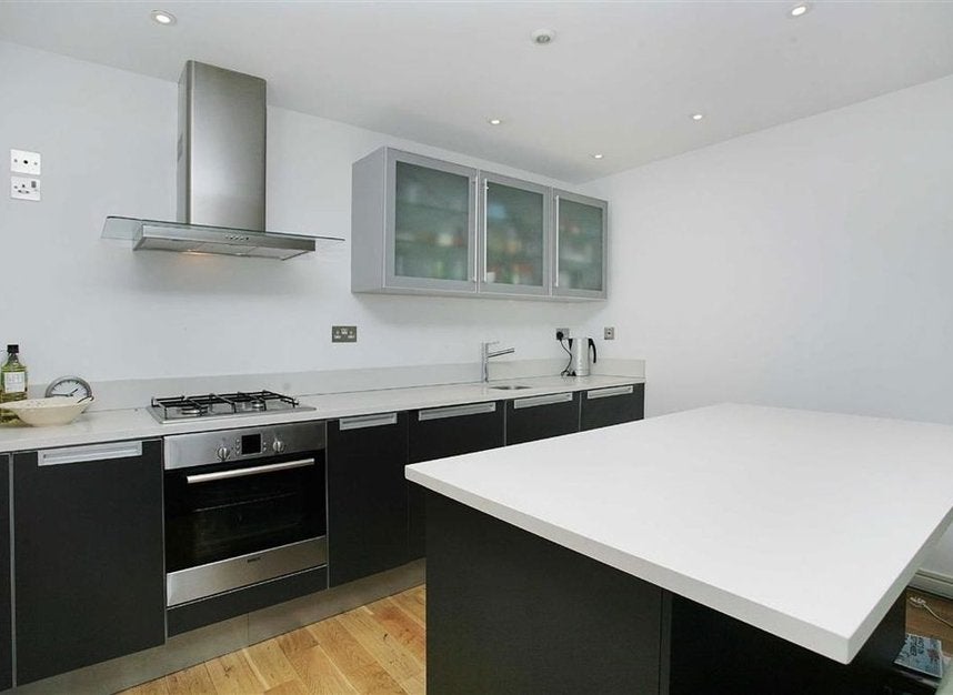 Flat The Cut in Greater London