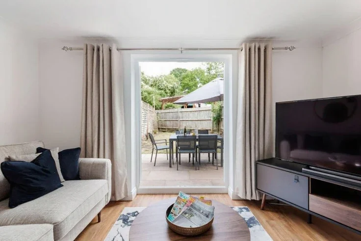 House St Marys Way in Guildford