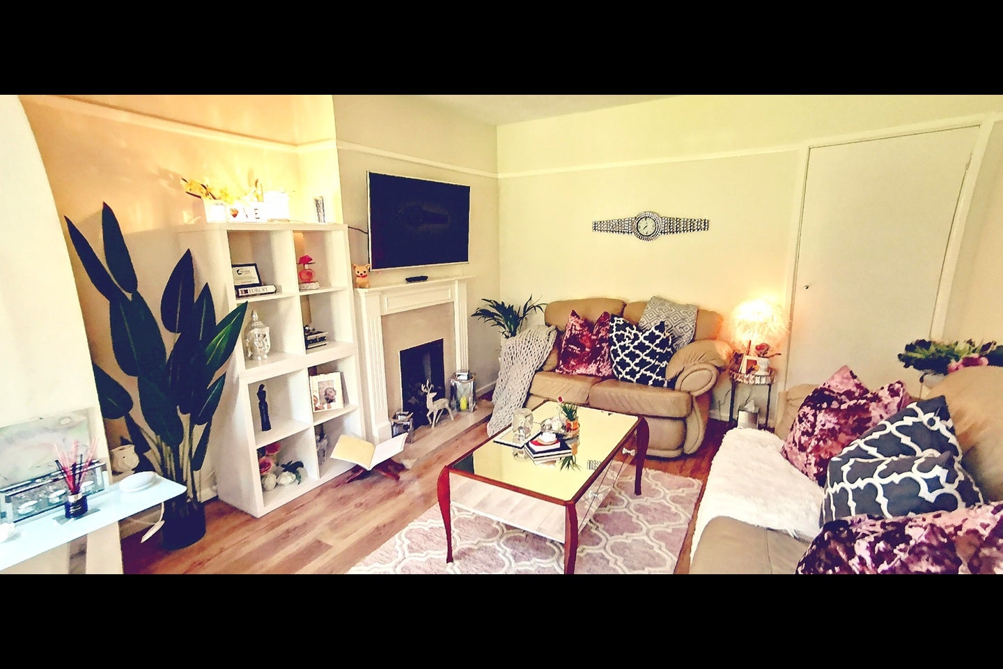 Room Nine Elms Lane in Wolverhampton