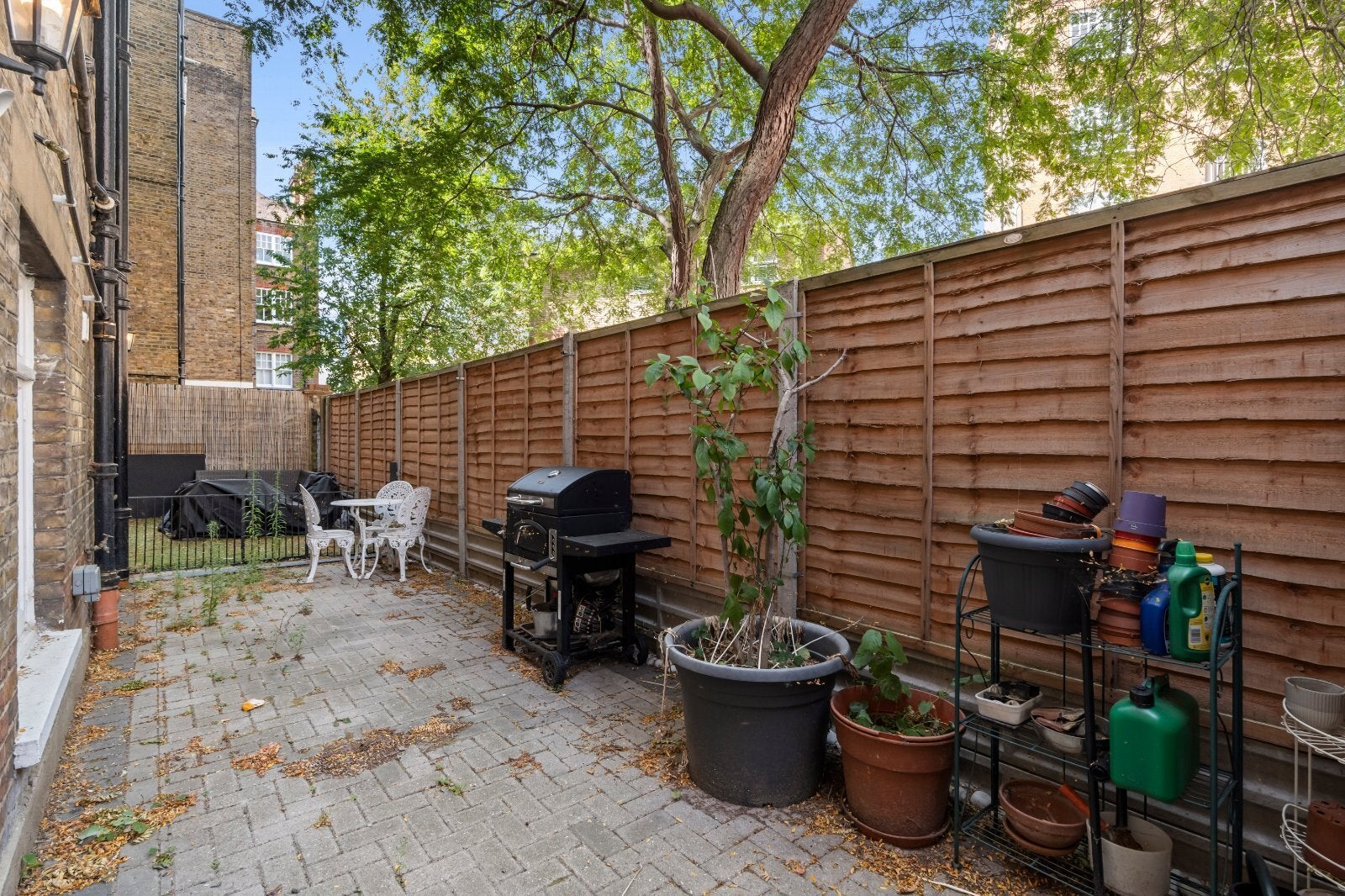 Flat Elgin Avenue in City of Westminster