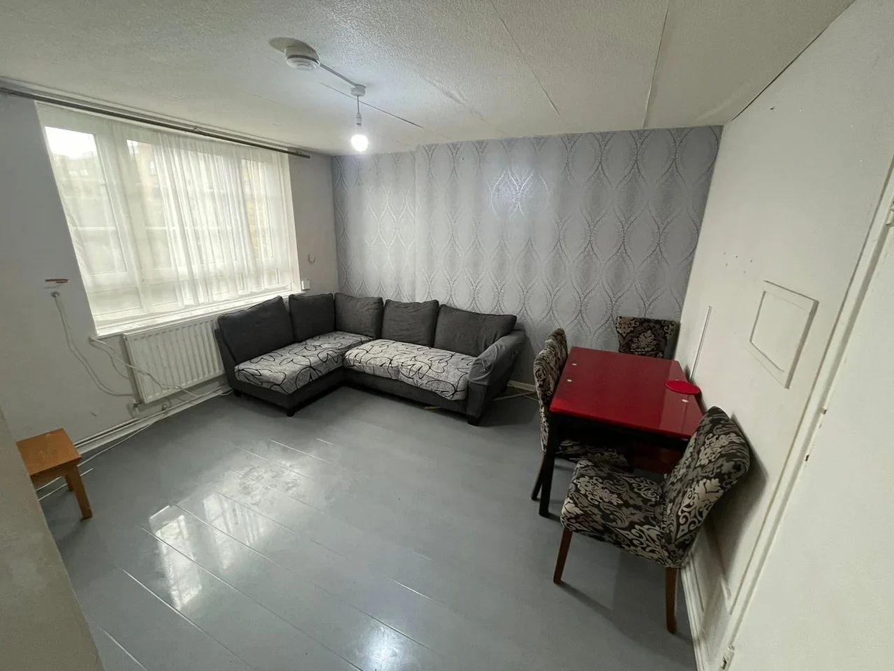 Flat Boyd Street in Greater London