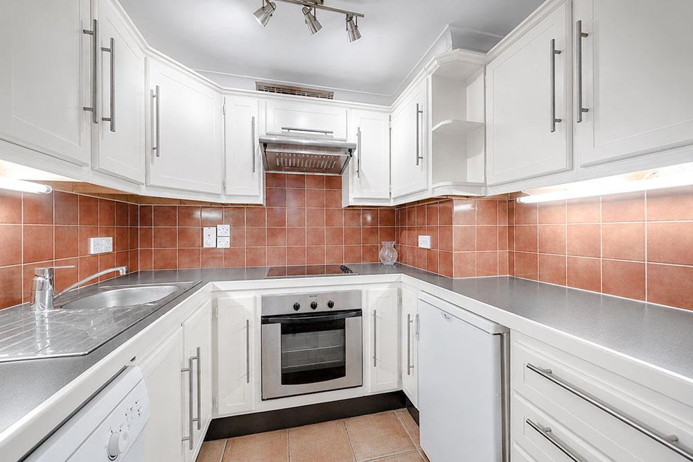 Flat Upper Montagu Street in City of Westminster