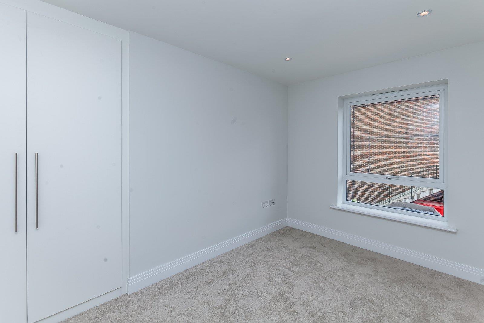Flat Chenies Parade in Little Chalfont