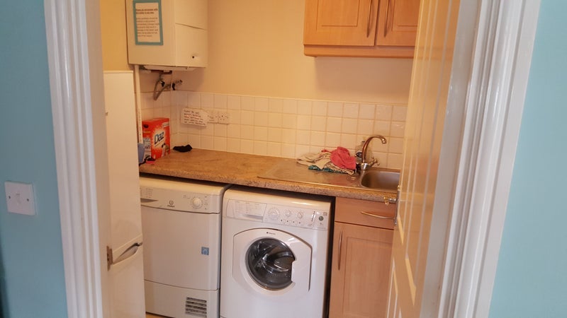 Room New Charlton Way in Bristol