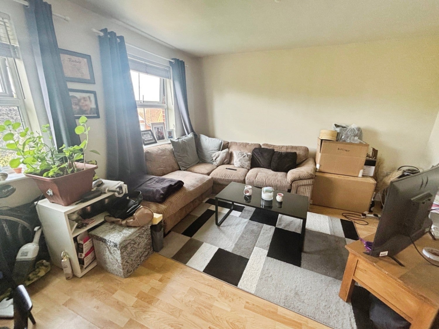 Flat Edward Street in Rushmoor