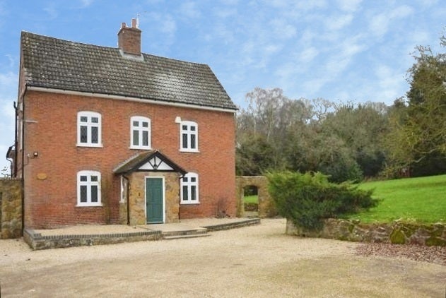 House Kinwalsey Lane in North Warwickshire