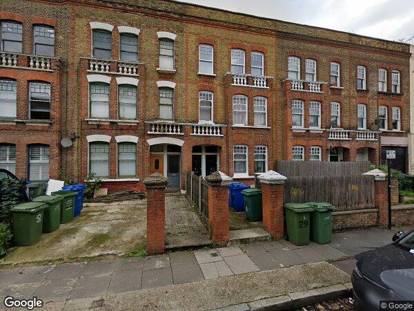 Room Southampton Way in Greater London