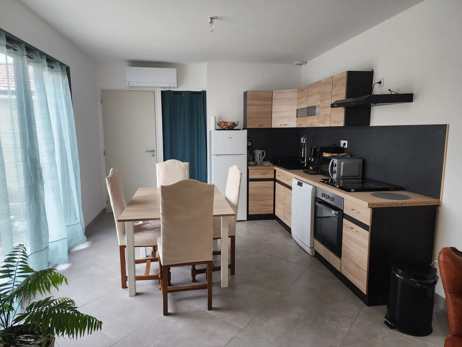 Room Rue des Carrières in Châteaurenard