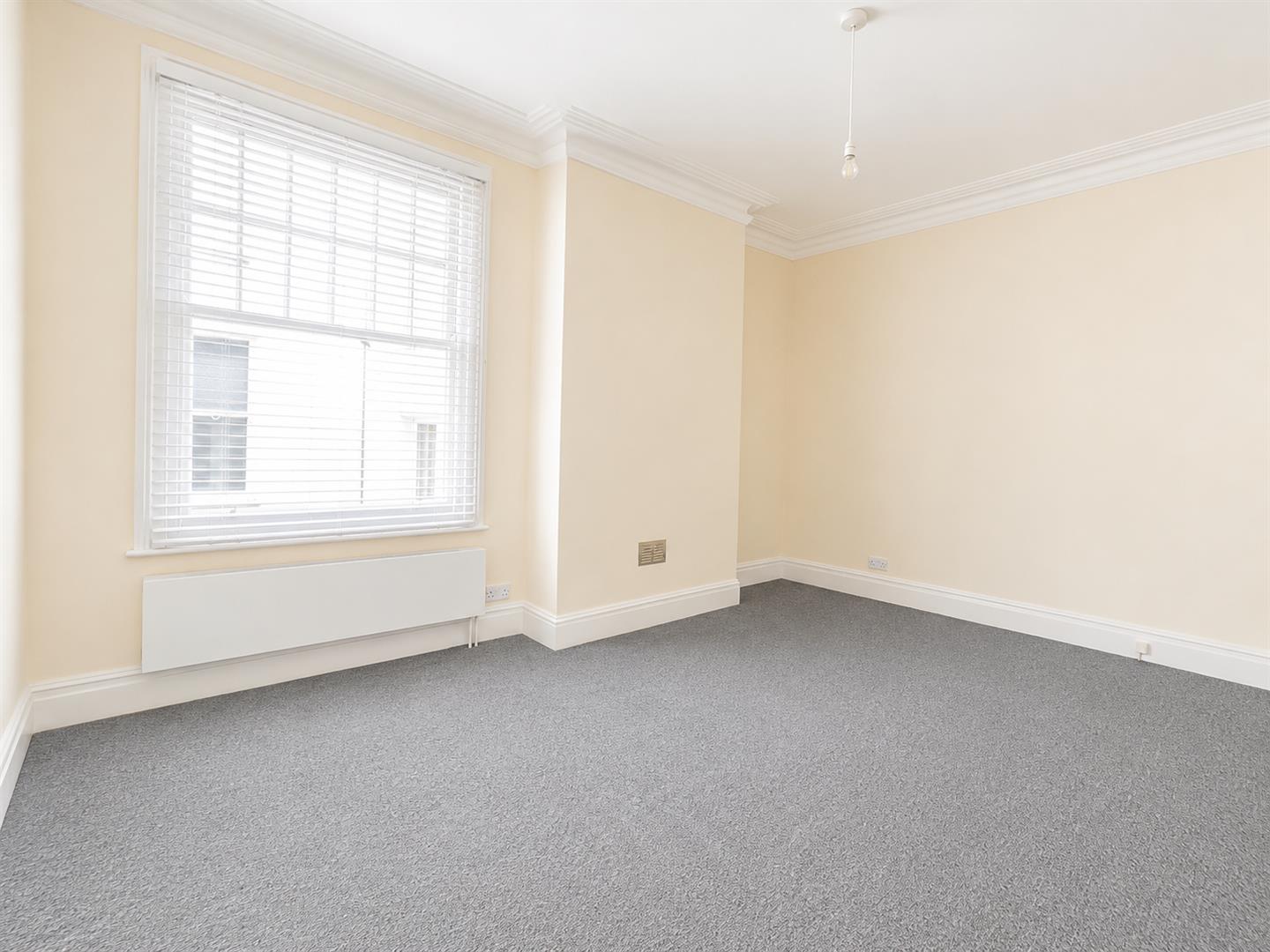 Flat Selborne Road in Hove