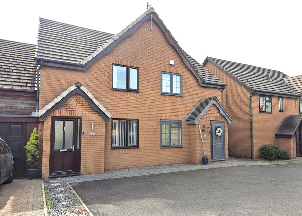 House Saunton Road in Bloxwich