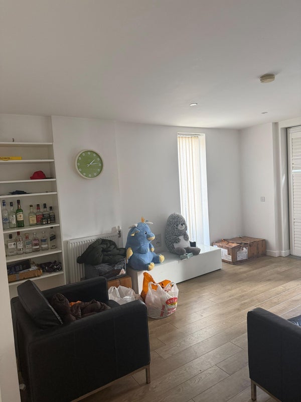 Room Ben Jonson Road in Greater London
