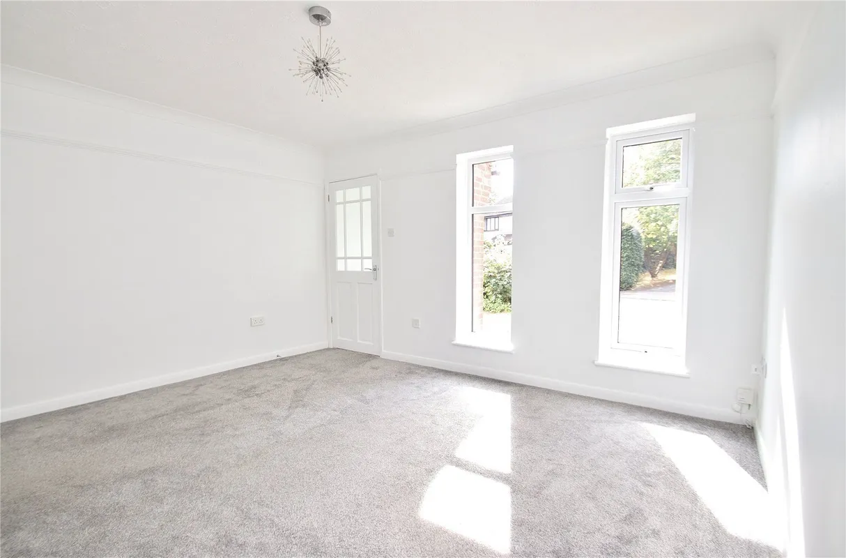House Cartref Close in Verwood