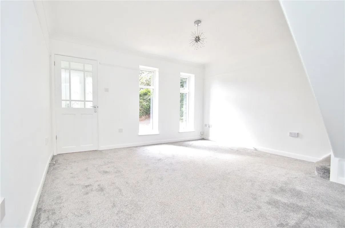 House Cartref Close in Verwood