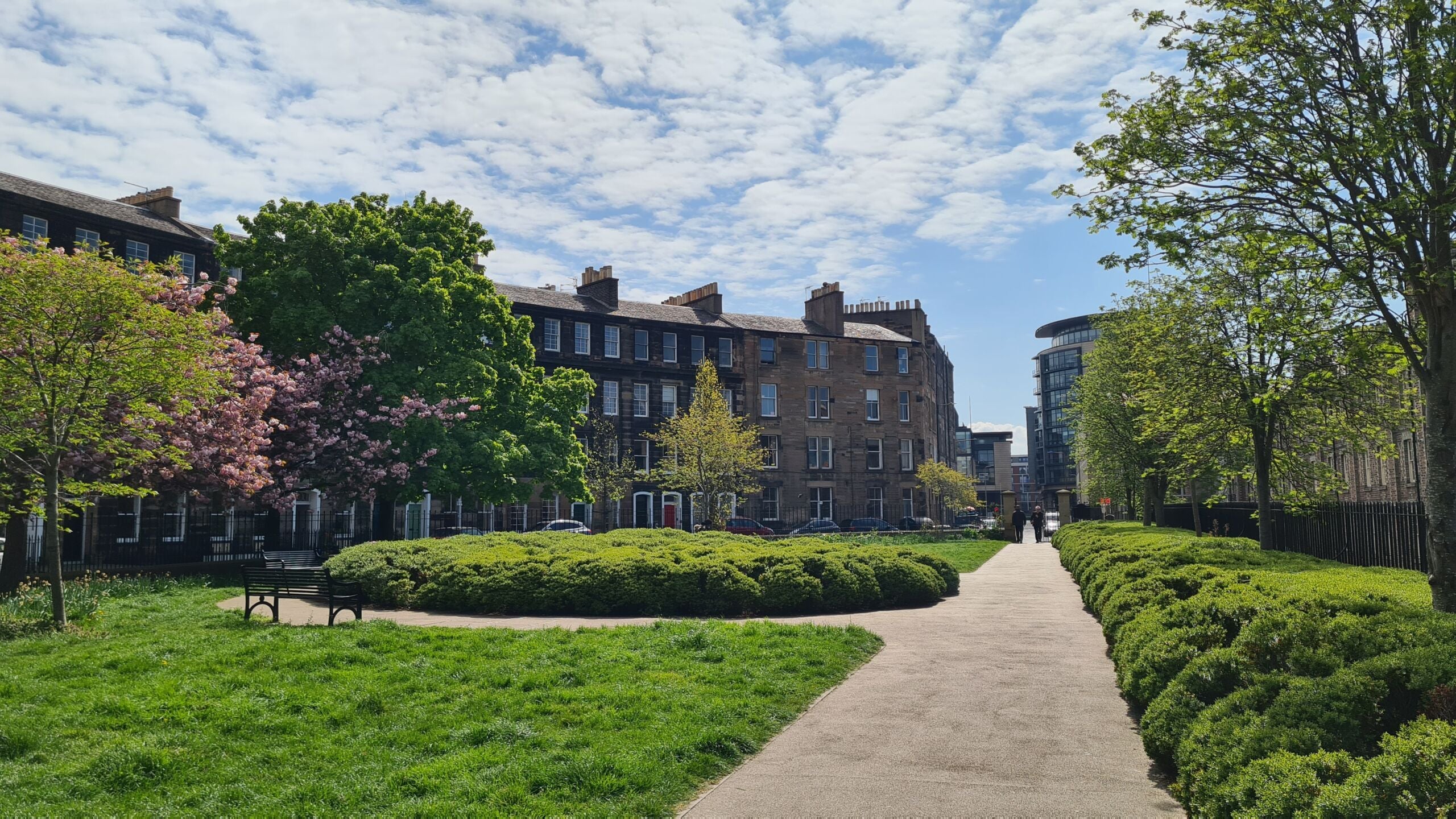 Flat Gardner's Crescent in Edinburgh
