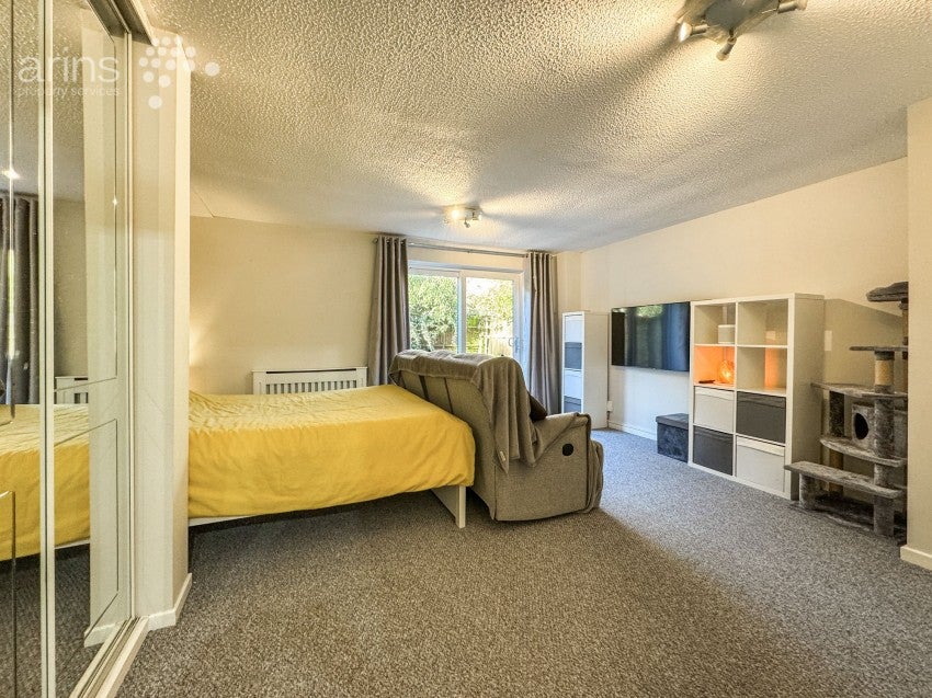Flat Maiden Place in Earley