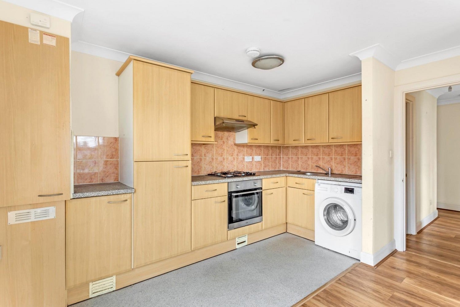 Flat Allerton Road in Greater London