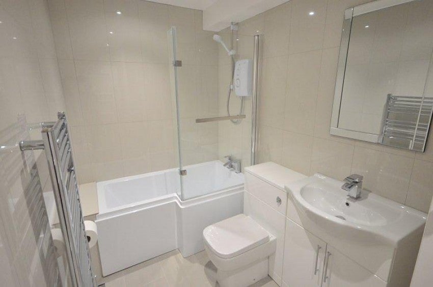 Flat Northenden Road in Trafford