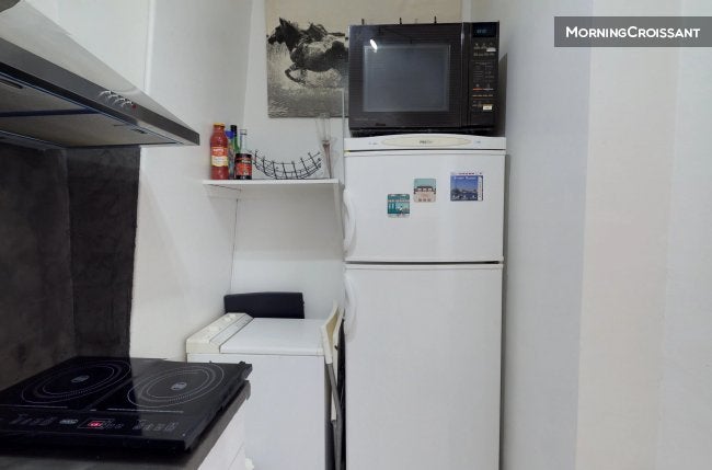 Flat Rue Firmin Gillot in Paris