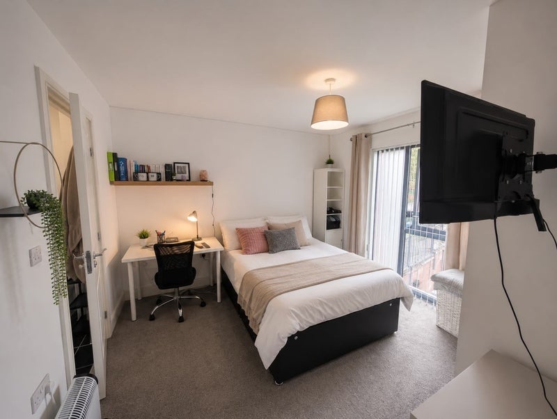 Room Wordsworth Road in Leicester