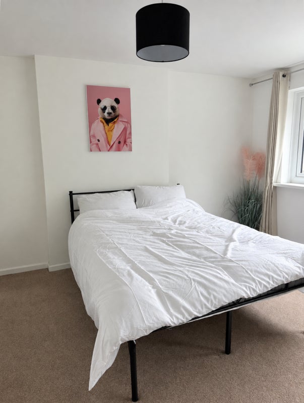 Room Garden Close in Llanbradach and Pwllypant