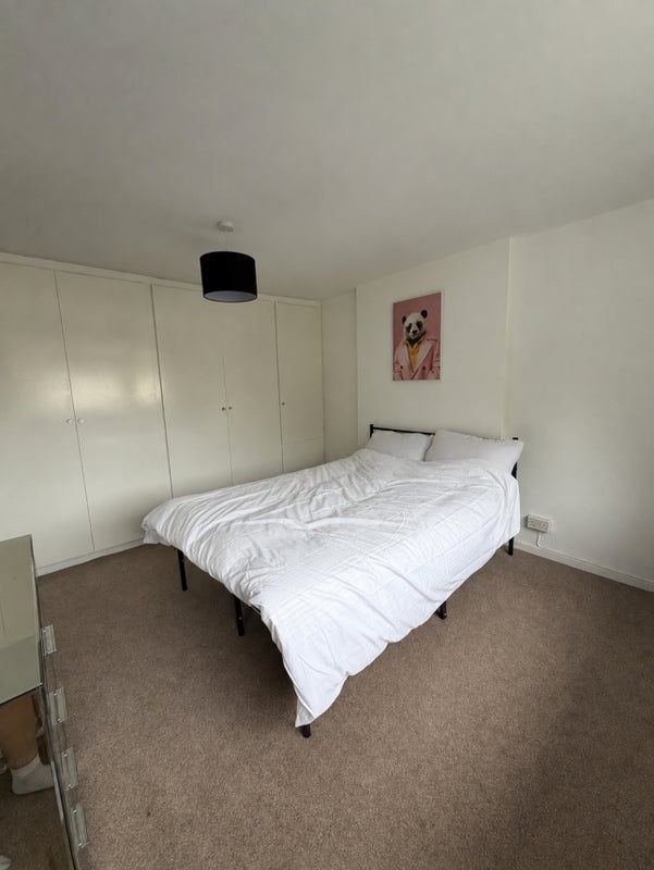 Room Garden Close in Llanbradach and Pwllypant