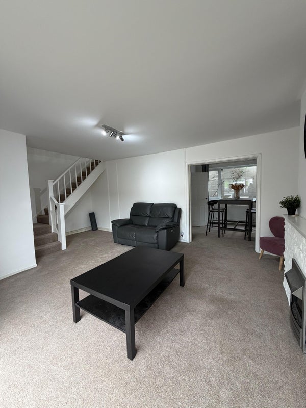 Room Garden Close in Llanbradach and Pwllypant