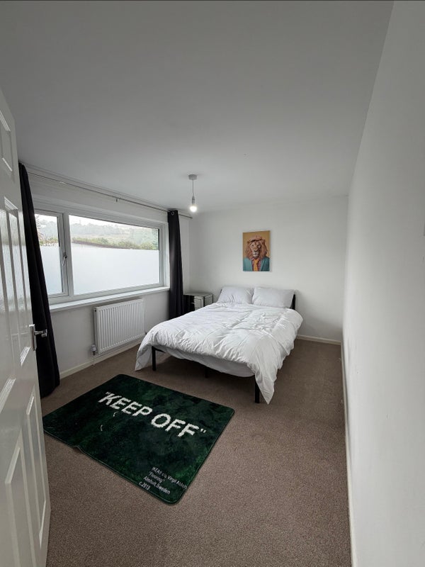 Room Garden Close in Llanbradach and Pwllypant