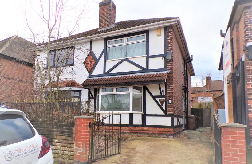 House Birchwood Road in Nottingham