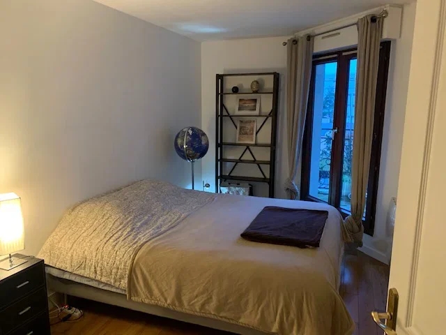 Room Rue Gallieni in Boulogne-Billancourt