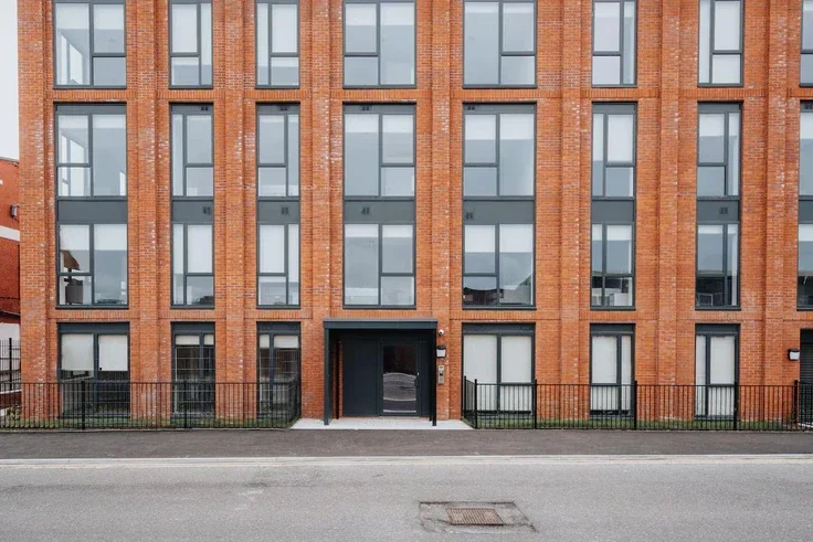 Flat Birkett Street in Liverpool