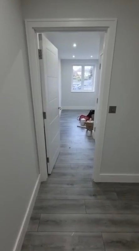 Room Purley Hill in Greater London