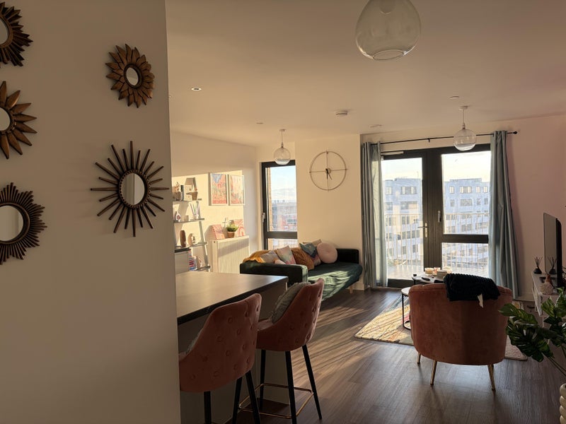 Room Acton Lane in Greater London