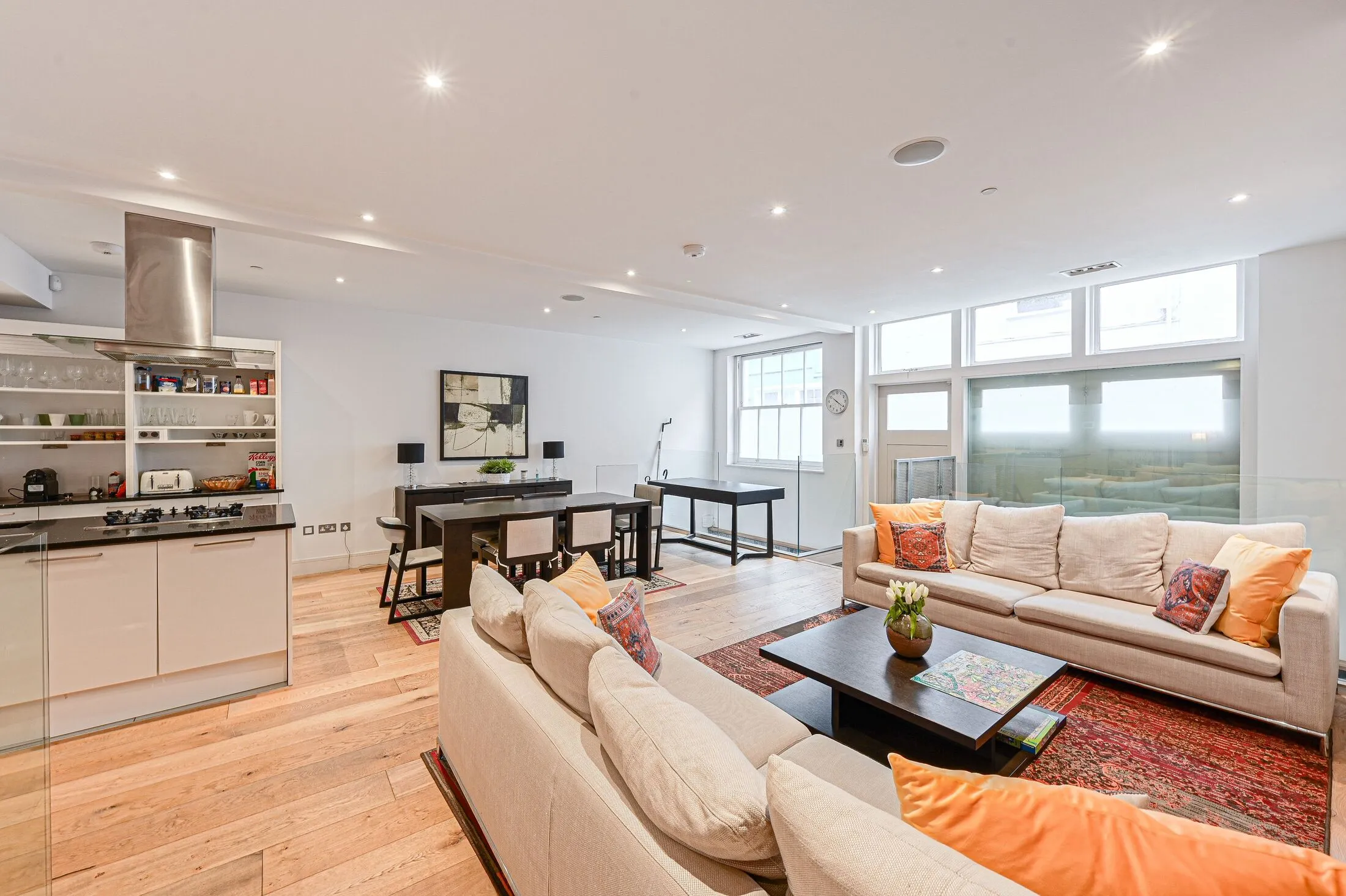 Flat Cromwell Road in Greater London
