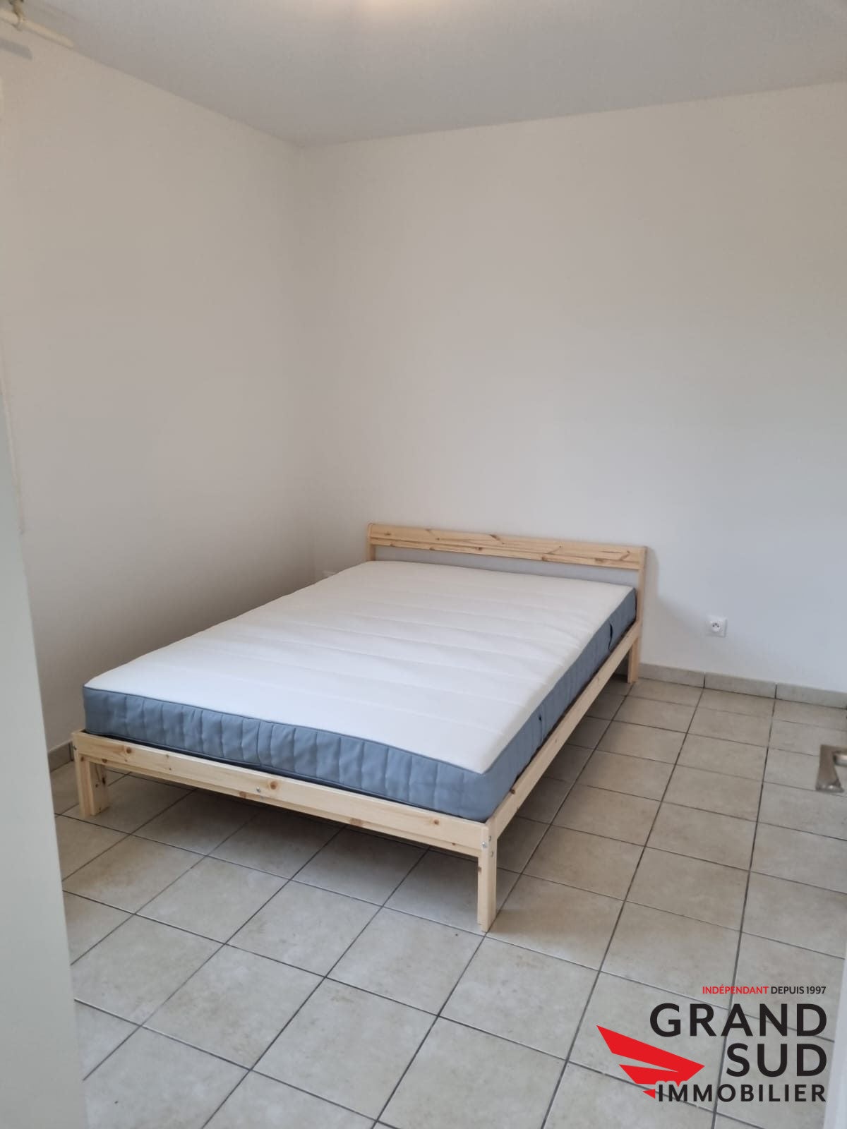 Flat Rue Victor Louis in Mérignac