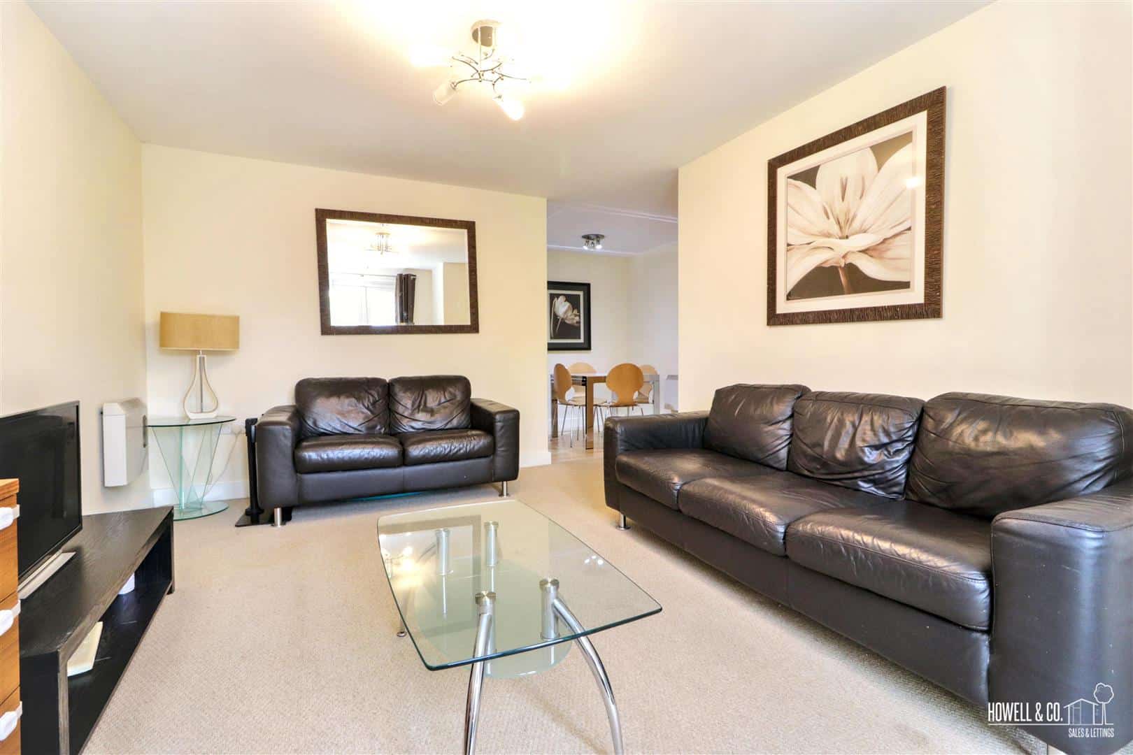 Flat Berkeley Close in Warrington