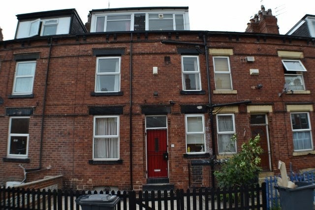 House Winfield Terrace in Leeds