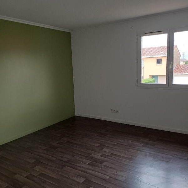 Flat Lotissement du Charpenay in Pisieu