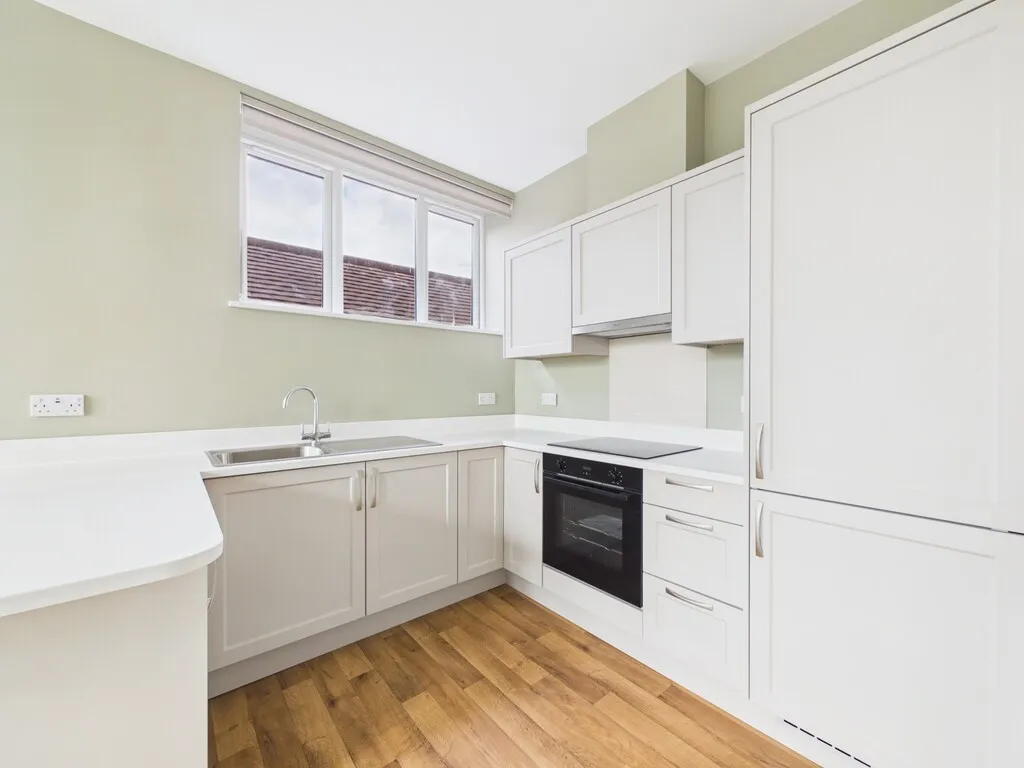 Flat Denne Road in Horsham