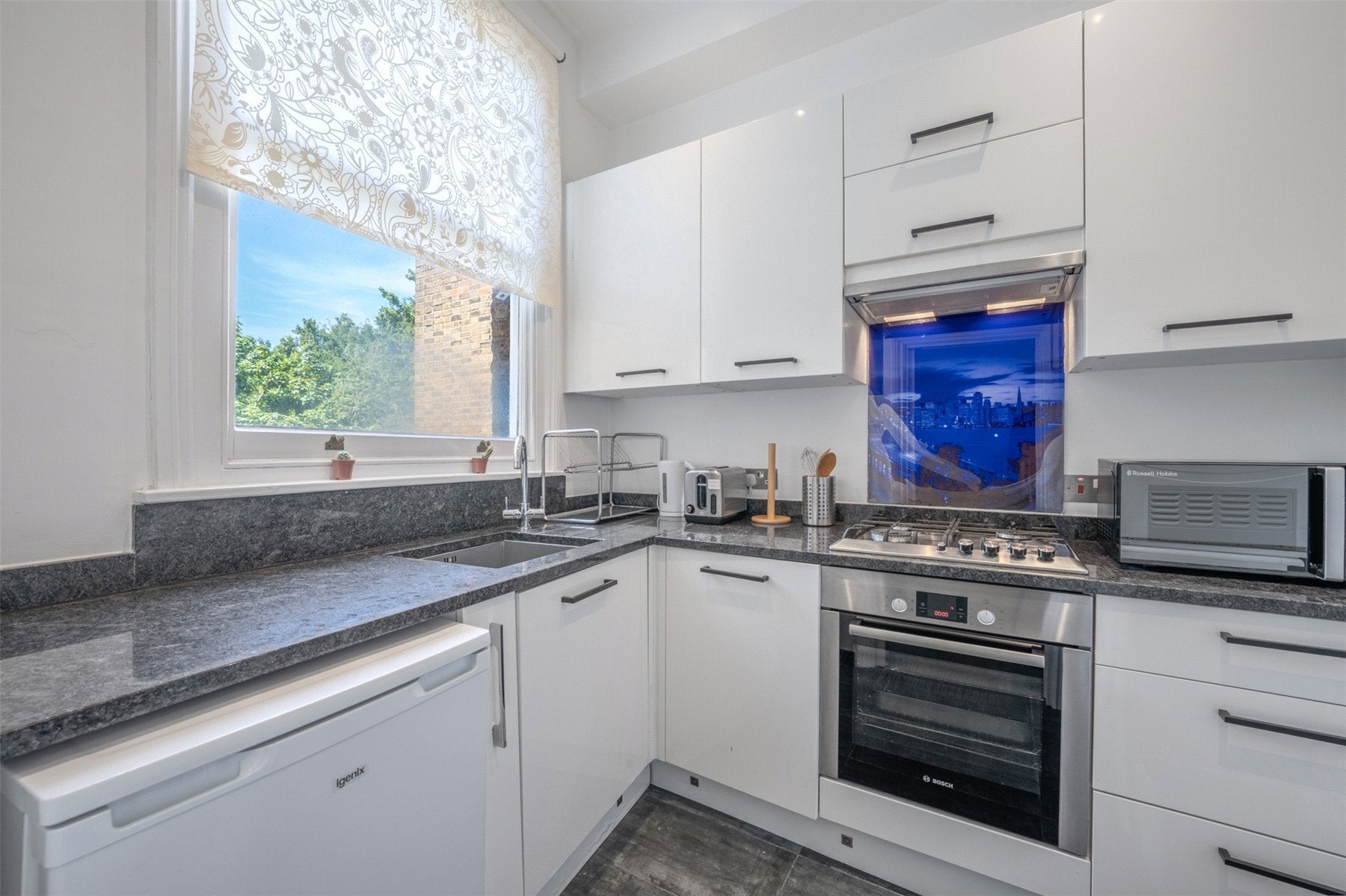Flat Haverstock Hill in Greater London