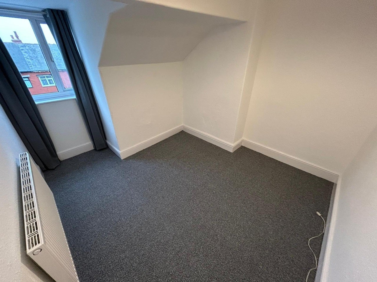 Flat Wallasey Road in Wallasey