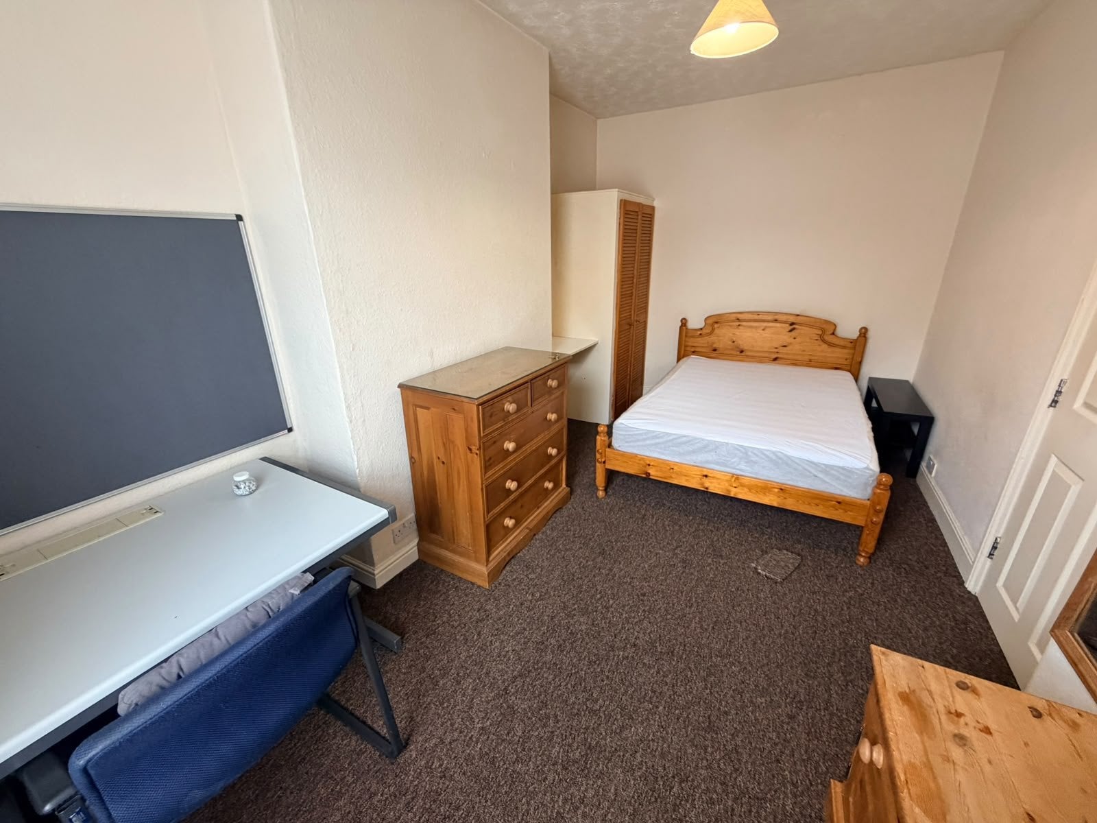 House Burchett Place in Leeds