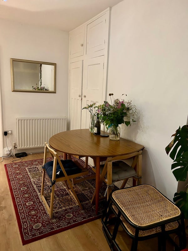 Flat Colworth Road in Greater London