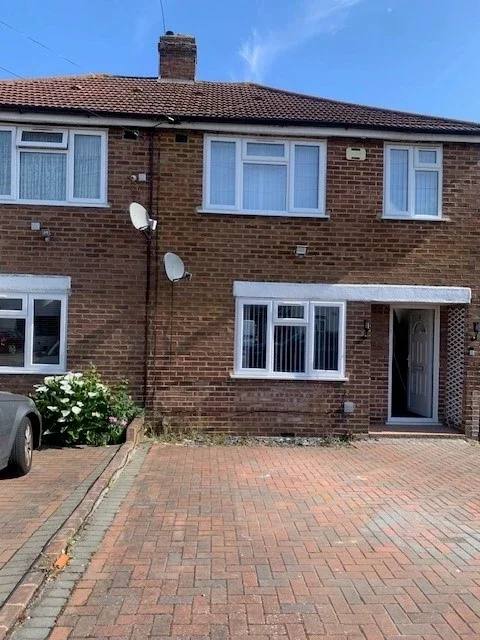 House Uxbridge Road in Greater London
